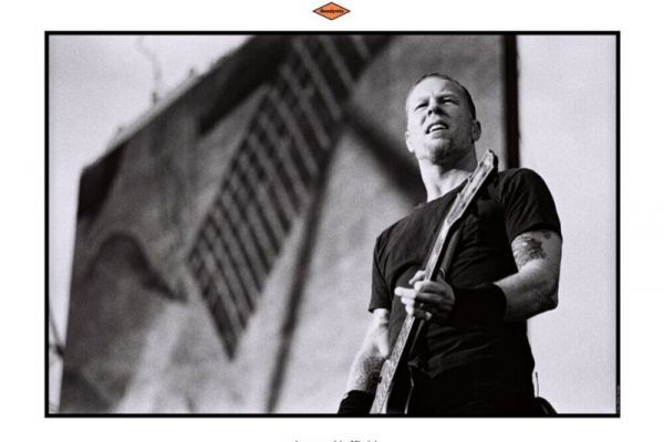 james-hetfieldC7CCA3F5-91F3-B27B-FFF2-5192BE9503ED.jpg
