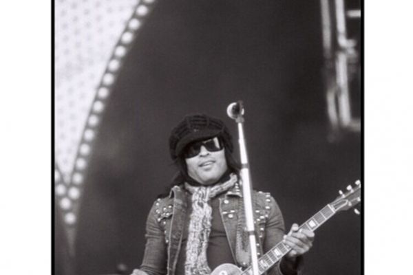 lenny-kravitzC53B4CA1-9415-3D99-C5B9-6FA88809D3F6.jpg