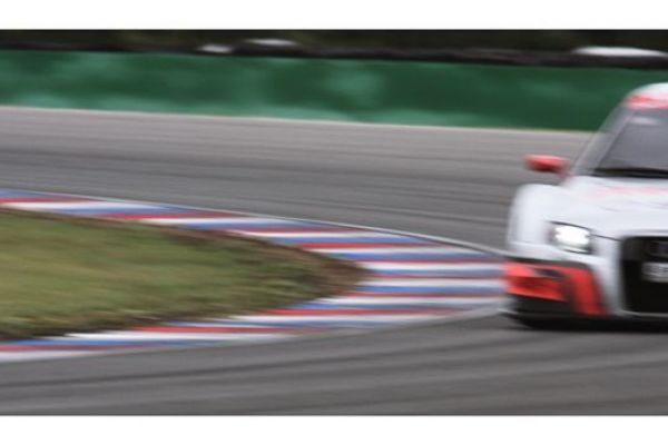 brno-053365CBEF8-0730-DA5C-6EB9-7ACB0C8FA754.jpg