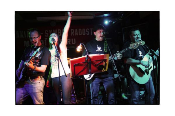 garage-band-1563BA9C30-DF17-EF45-E7CC-81EB4F8FA9C8.jpg