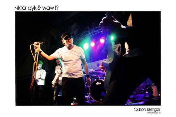 viktor-dyk-a-waw-02565769B1-4864-7E45-BC48-D6ED85495941.jpg