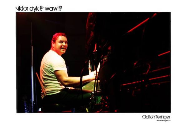viktor-dyk-a-waw-038D15D29D-E5E1-DE48-86A8-248FE6DD566F.jpg